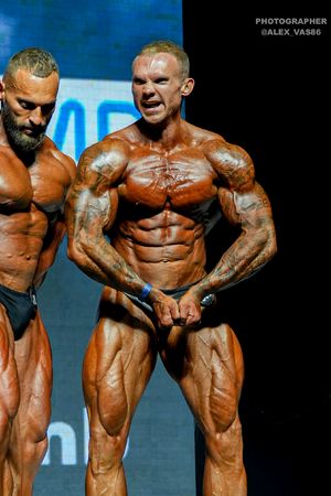CLASSIC PHYSIQUE +178